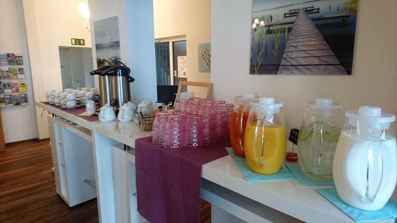 Hotel Waterkant ザスニッツ エクステリア 写真