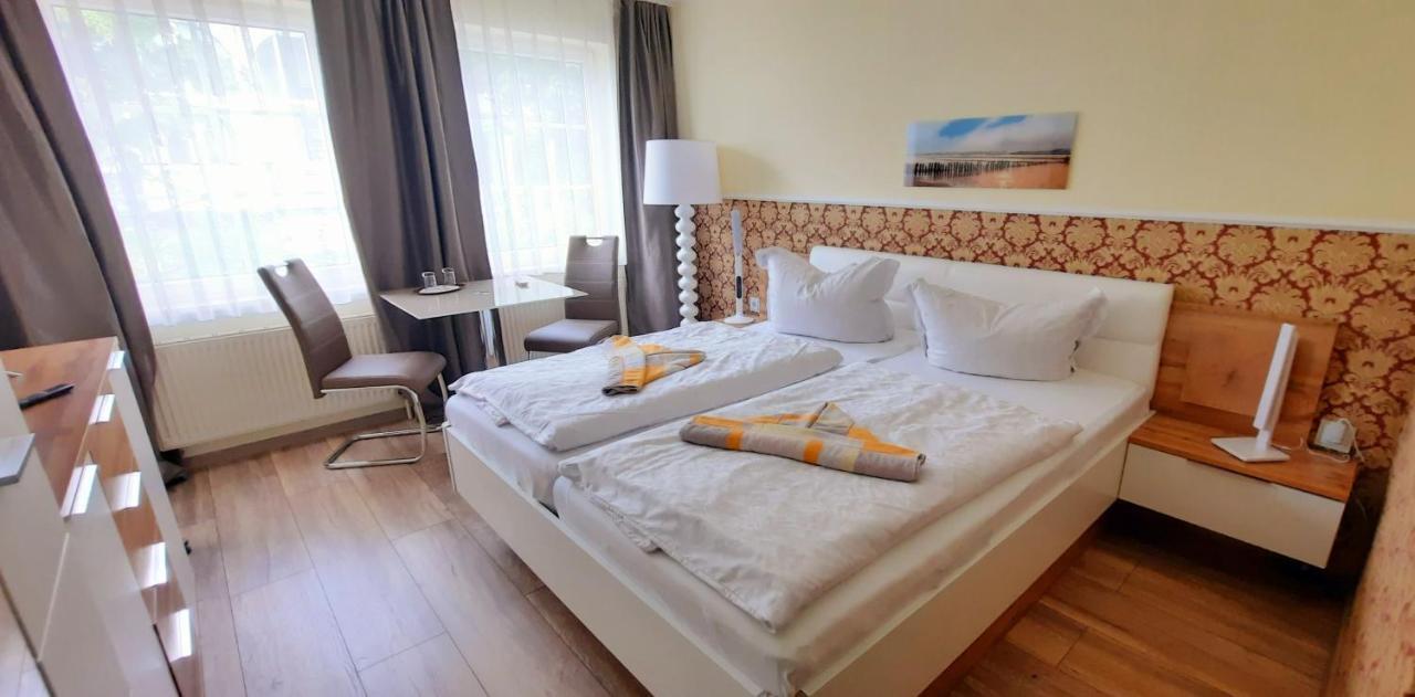 Hotel Waterkant ザスニッツ エクステリア 写真