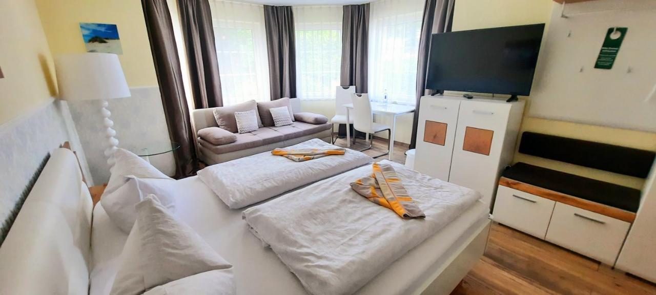Hotel Waterkant ザスニッツ エクステリア 写真