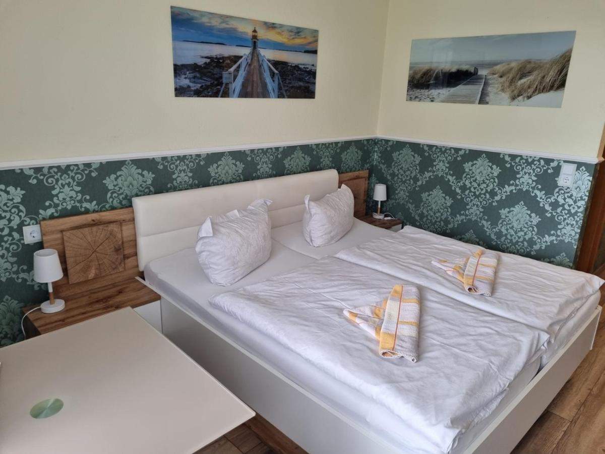 Hotel Waterkant ザスニッツ エクステリア 写真