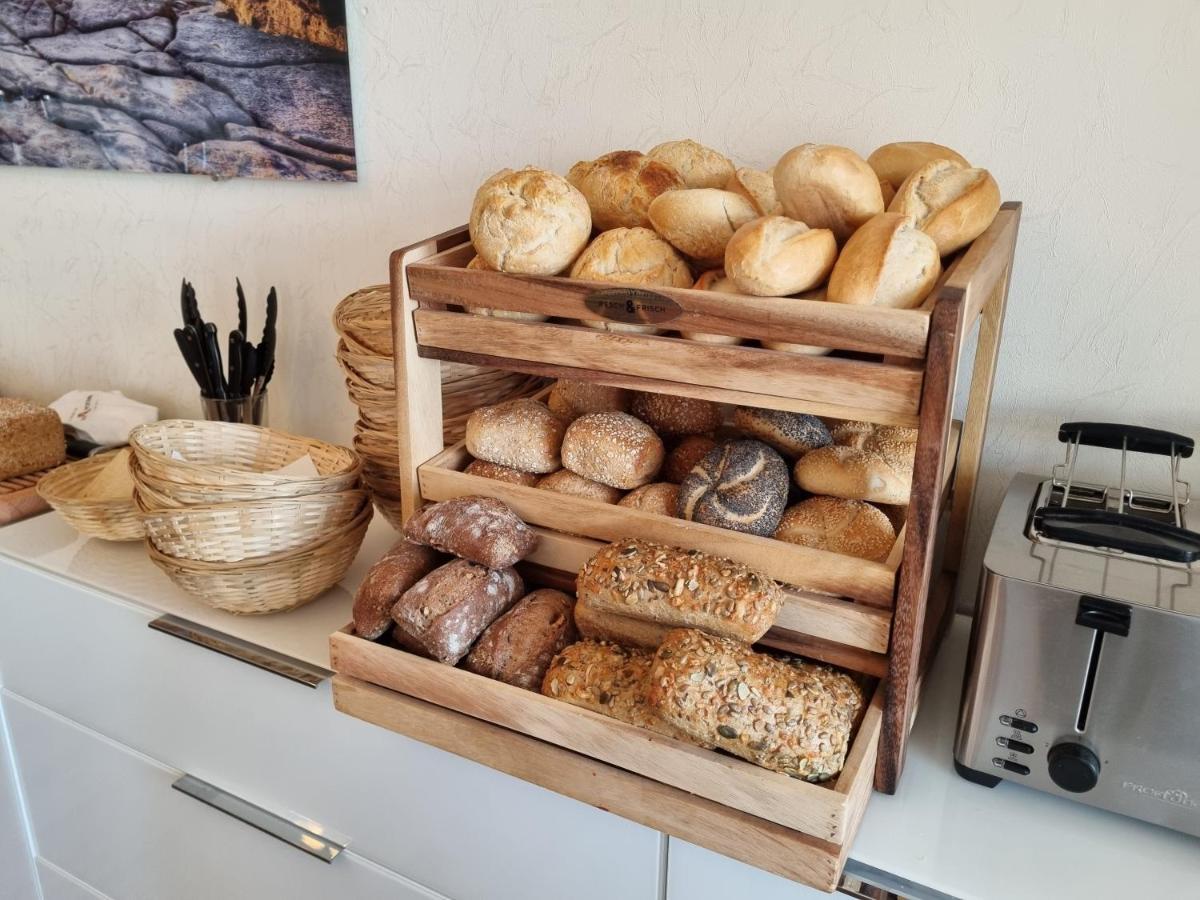 Hotel Waterkant ザスニッツ エクステリア 写真
